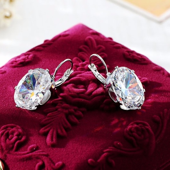 Stunning Drop Imitation Diamond Silver Earrings - Picture 9 of 10